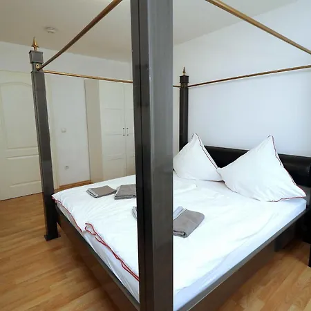 Kompass A 204 Apartman